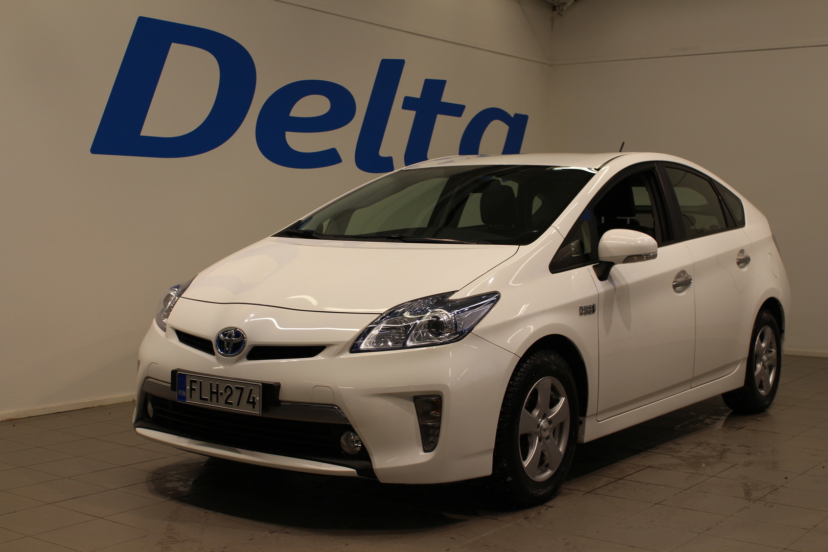Toyota Prius PHEV