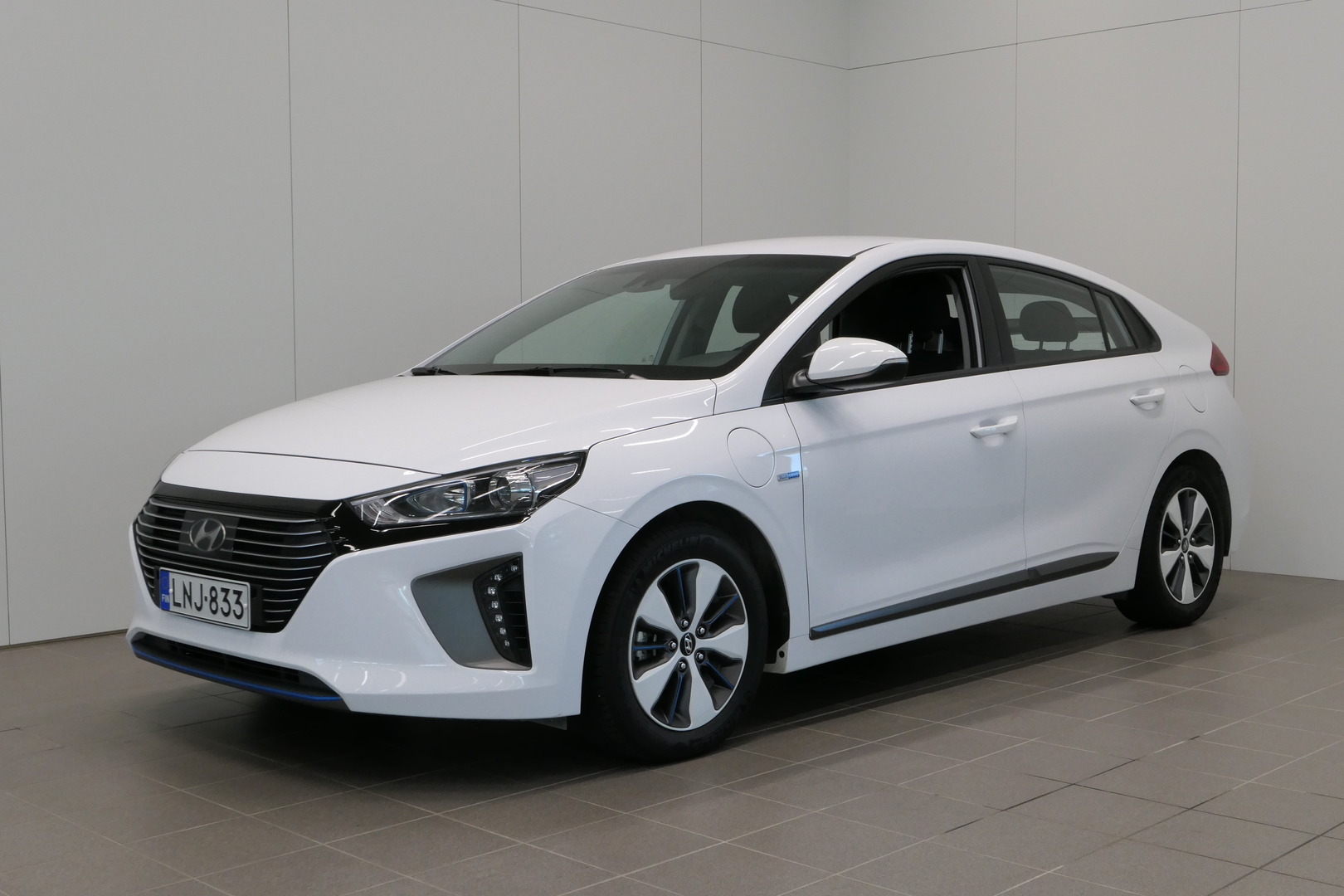 Hyundai IONIQ plug-in