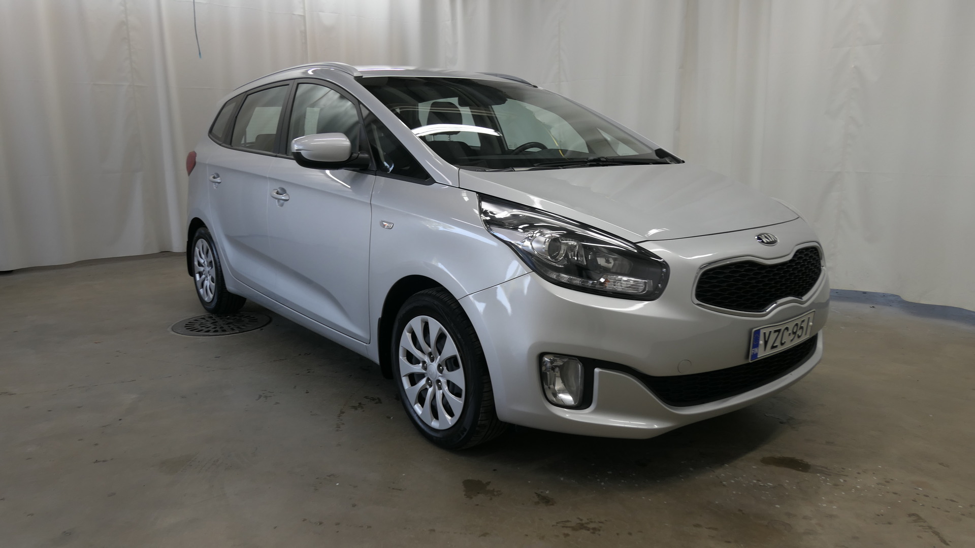 Kia Carens