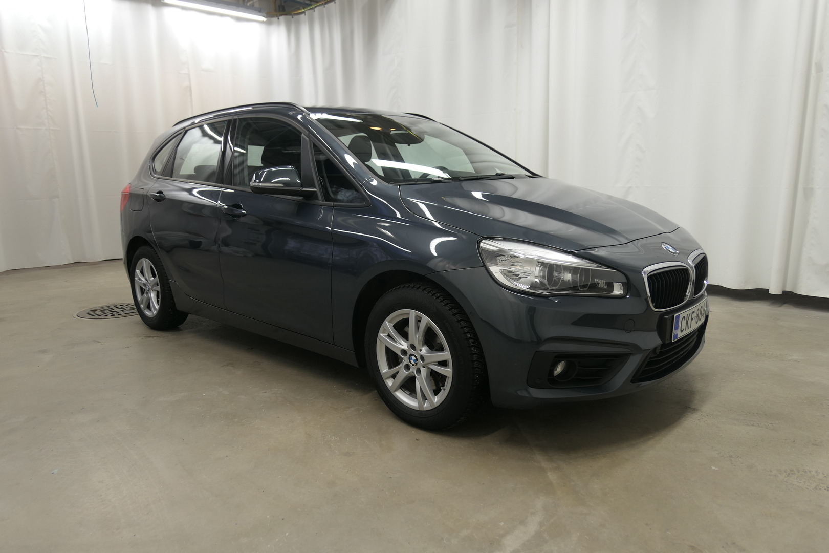 BMW 218