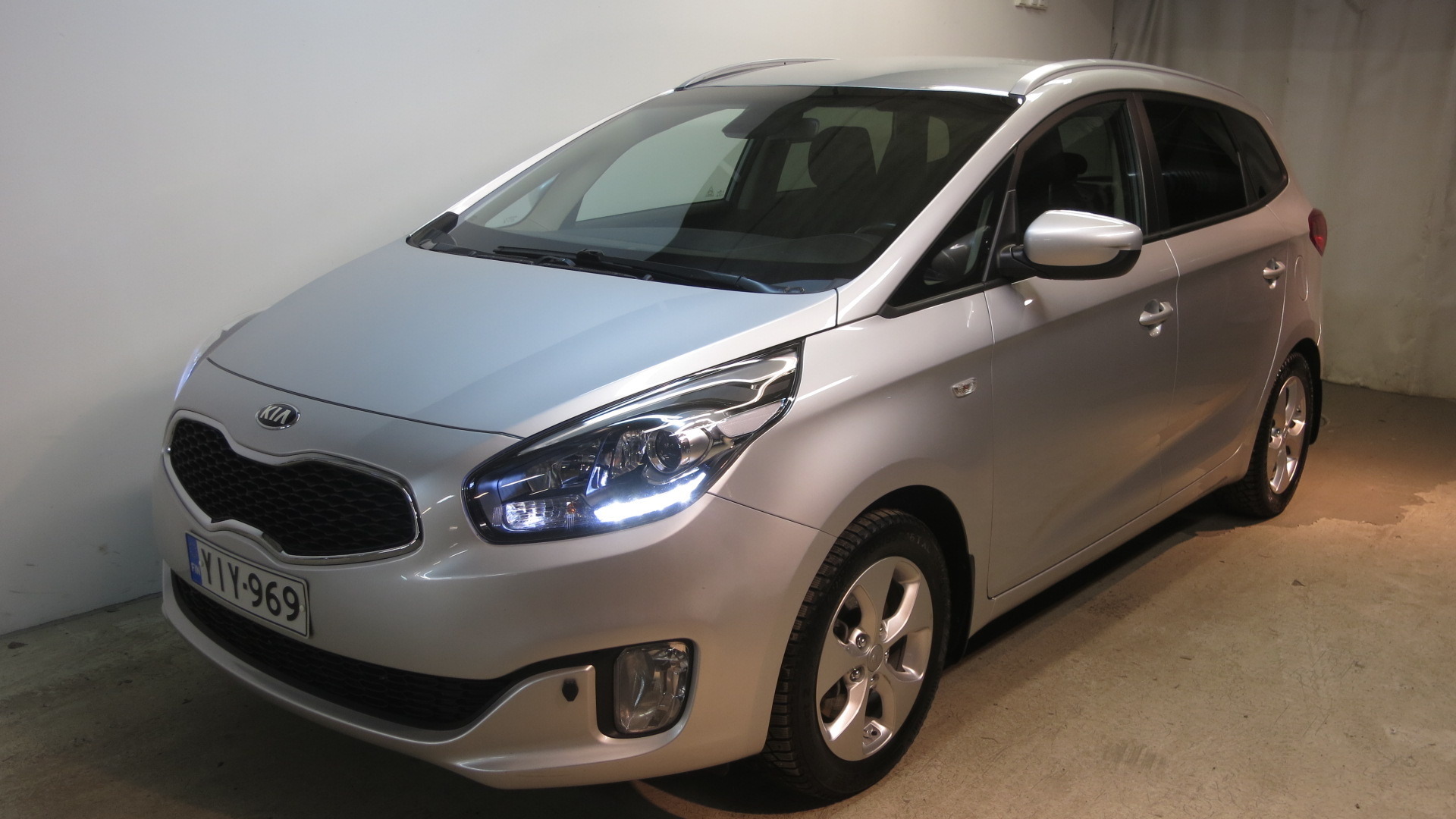 Kia Carens